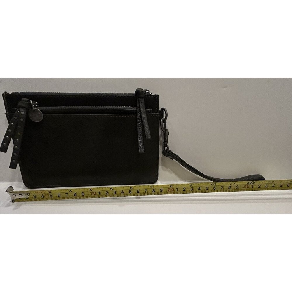 Lucky Brand Wristlet w/ Credit Card Holder Insert 7 1/4 x 4 3/4 inches PREOWNED - Picture 16 of 16